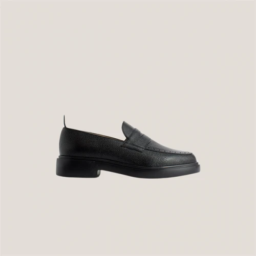 THOM BROWNE Classic Pebble Grain Leather Penny Loafer BLACK